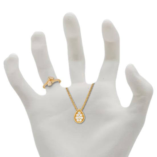 Spooky Fake Hand Jewelry Display Stand Rings Bracelets Organizer Dresser Tabletop Necklace Holder for Retailers Home Decor