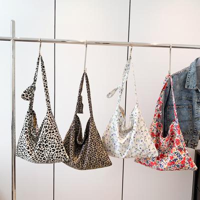 New Spring and Summer Korean Floral Bag Thin Cotton Bag Celebrity Same Style Large Capacity Shoulder Bag Slanted Straddle Women's Bag