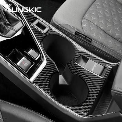 Accesorii pentru interiorul mașinii – Ornamente pentru interior mașină
