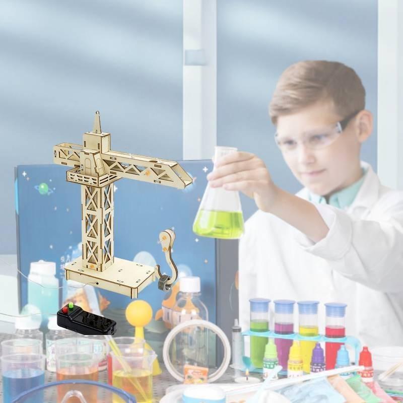 DIY Holzfernbedienungs-Kran Materialbausatz für Kinder Dampfbildung Bildung Handarbeit Kleine Produktion Kran Anpassbares Holzmaterialpaket