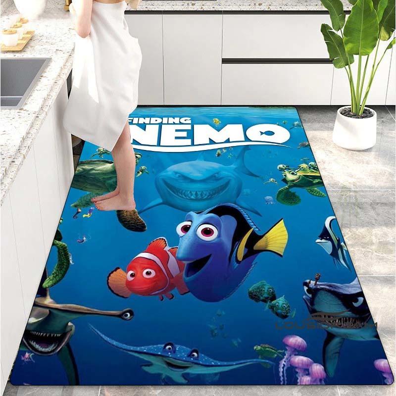 Il Tappeto Cartone Animato Alla Ricerca di Nemo È Adatto per Decorare il Soggiorno, la Camera da Letto, il Divano e la Cucina. È un tappetino antiscivolo.
