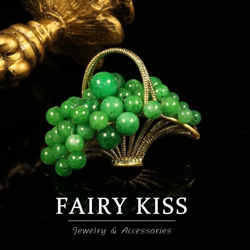 Green Grape Flower Basket Delicate Alloy Accessories Women's Premium Light Luxury Brooch Pin