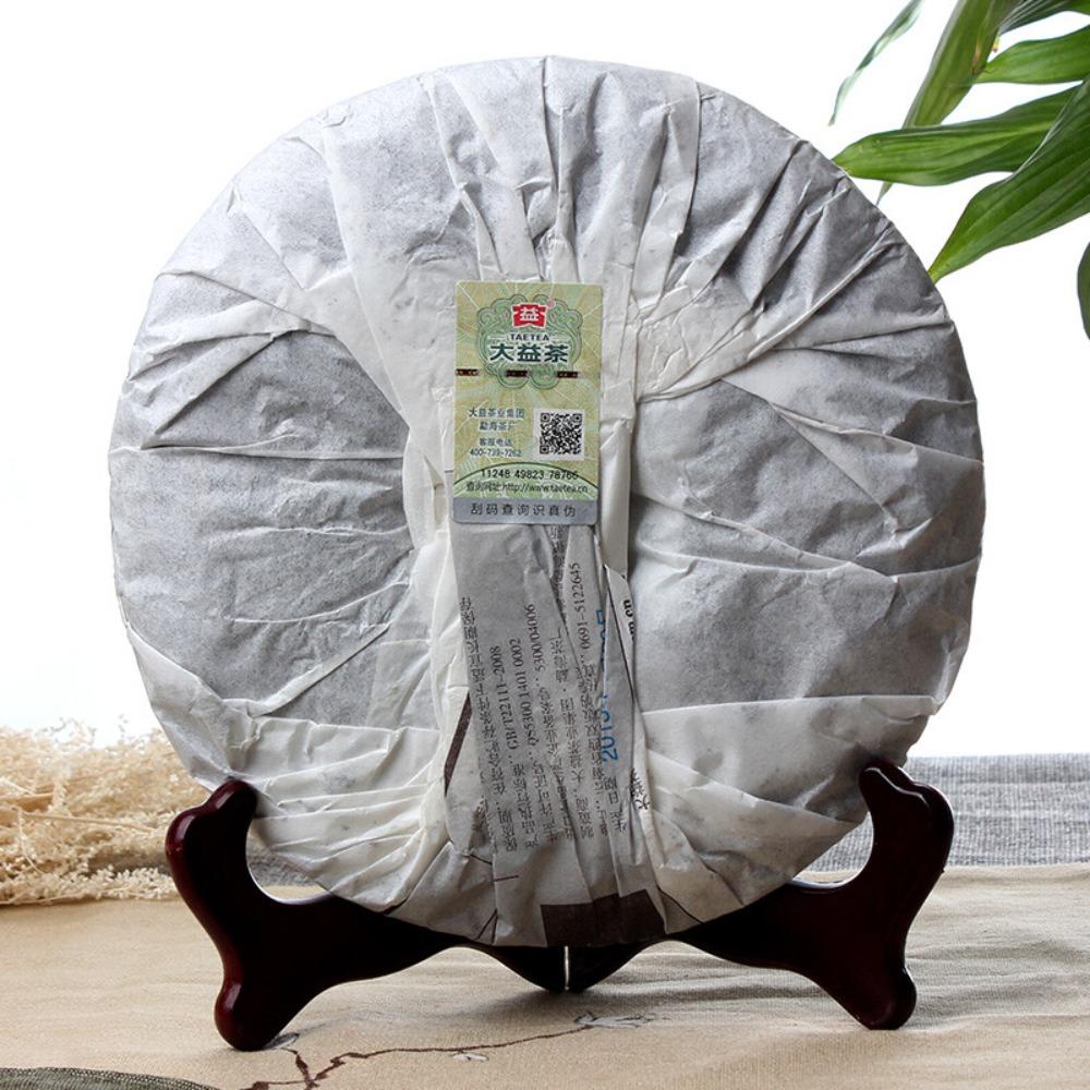 Čajový koláč Pu erh Menghai Dayi 7542 Čínský Yunnan Puerh Syrový čaj 357g