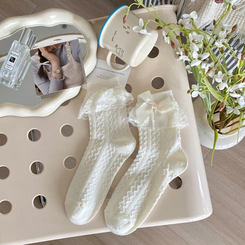Female Spring Summer New Style Sweet Lace Edge Bow In The Tube Pile Socks