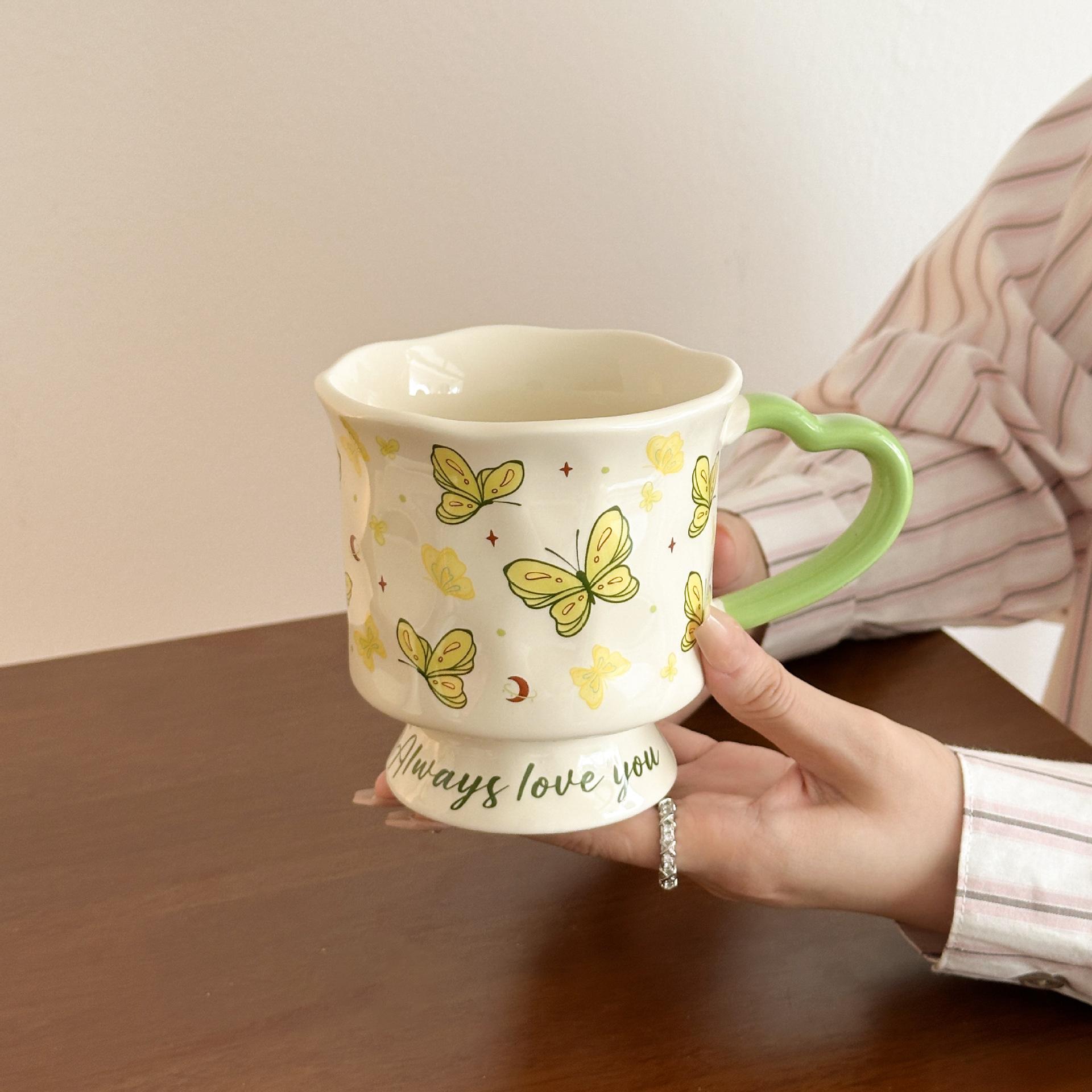 Fortgeschrittener Design-Sinn Kelch Handbemalte Tasse Keramiktasse Haushalts-Trinkwasserbecher Mädchen Kaffeetasse Souvenir 301-400ml