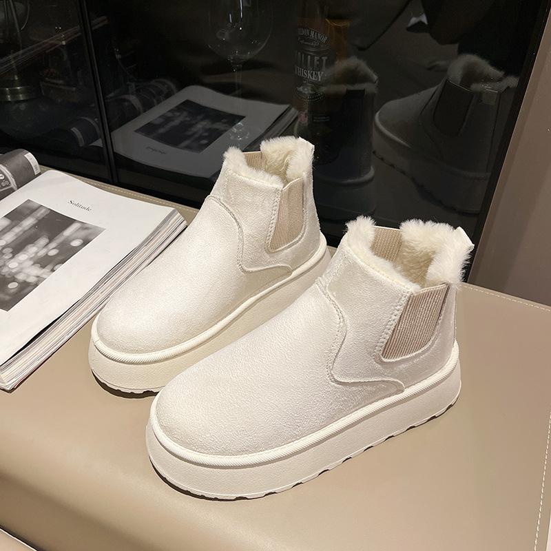 2025 new thickened velvet large size winter fashion warm one-pedal short boots cotton shoes women's snow boots