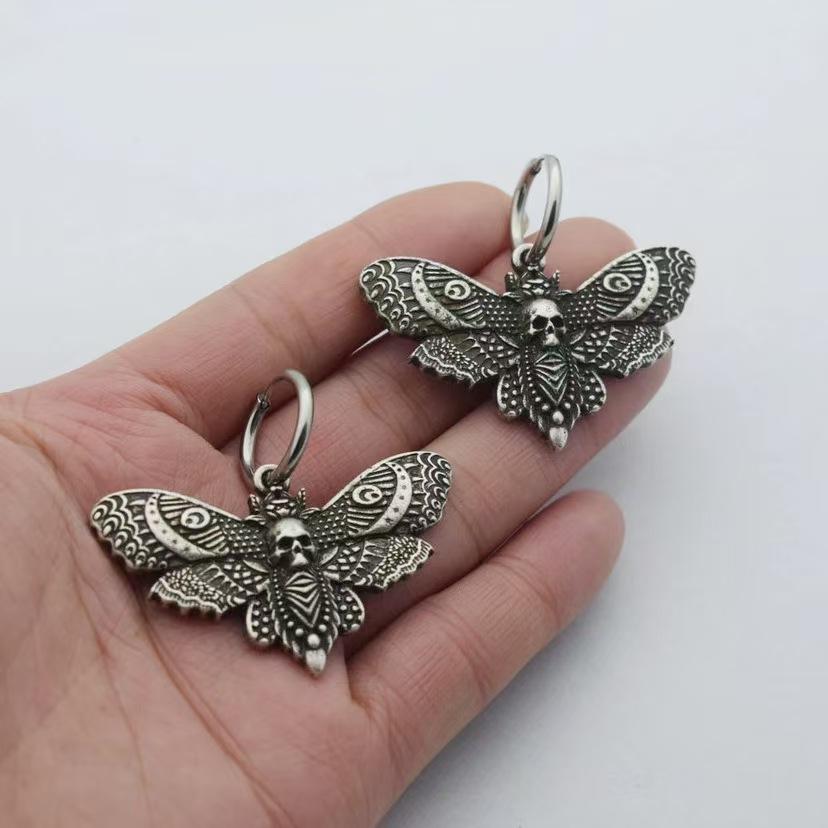 

Gothic Moth Hoop Earrings 1 Pair, Vintage Witchy Moth Dangle Earrings, Silver Tone Punk Jewelry Gift