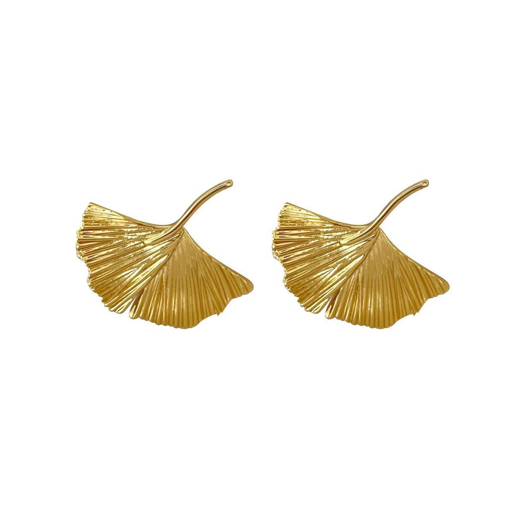European Retro Ginkgo Leaf Stud Earrings: High-End, Fan-Shaped, Versatile, Exquisite Ear Jewelry