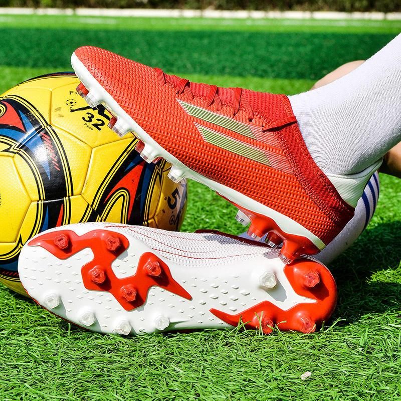 

Новые трендовые спортивные тренировочные кроссовки с шипами для мужчин и детей, футбольные бутсы для игры в футбол на траве, футбольные бутсы 42 красный