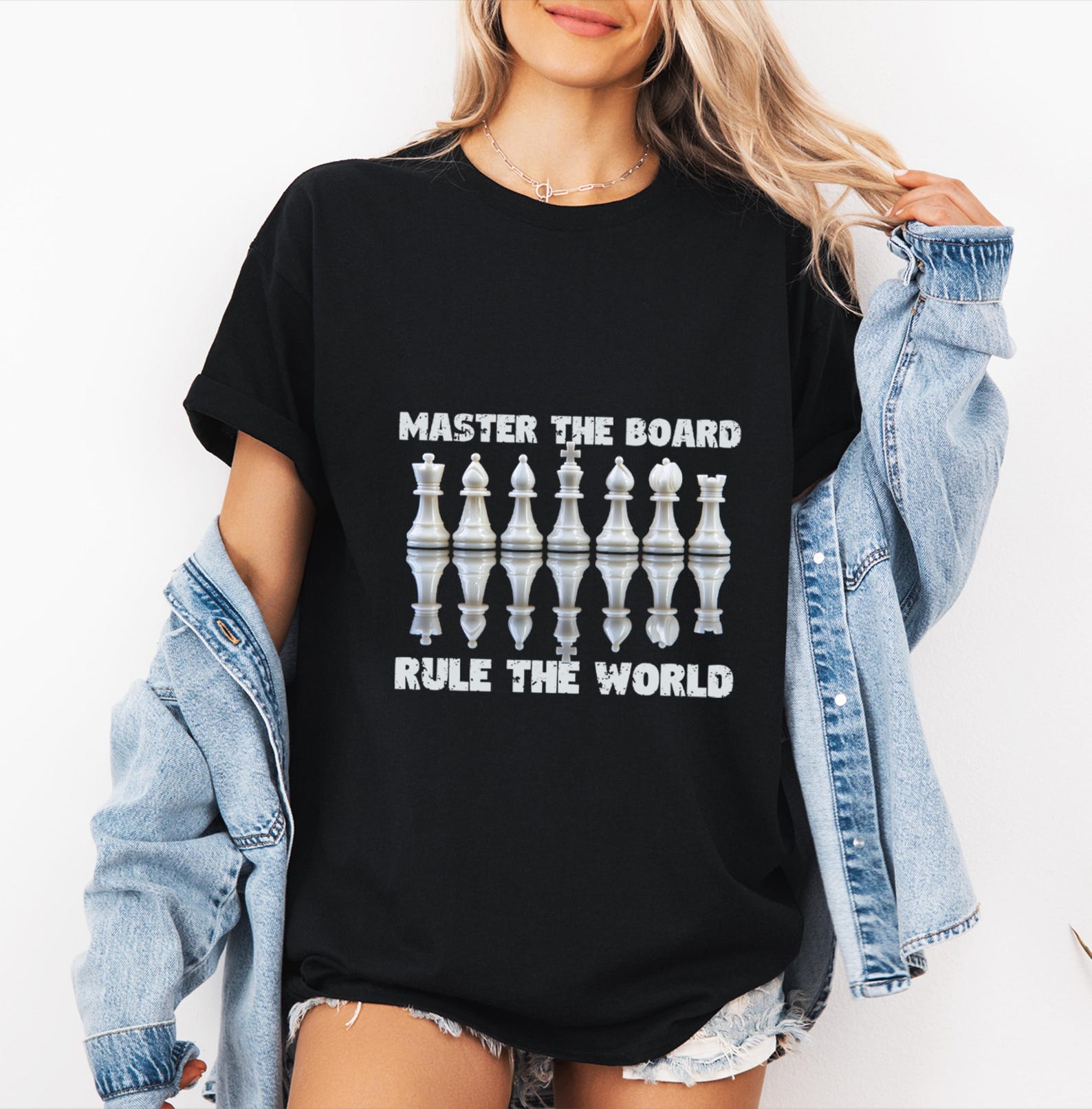 Chess Master T-Shirt: Strategy Board Game Tee L