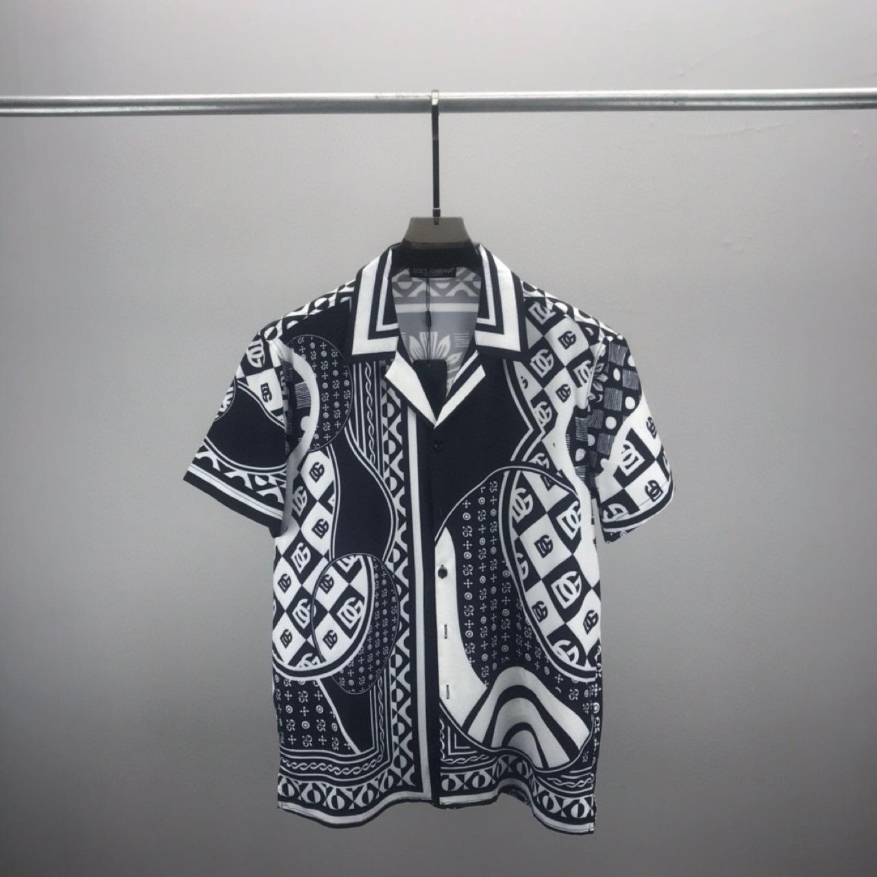 

Унисекс рубашка с коротким рукавом в европейском стиле с принтом в виде букв по всей поверхности 3X Large чёрный