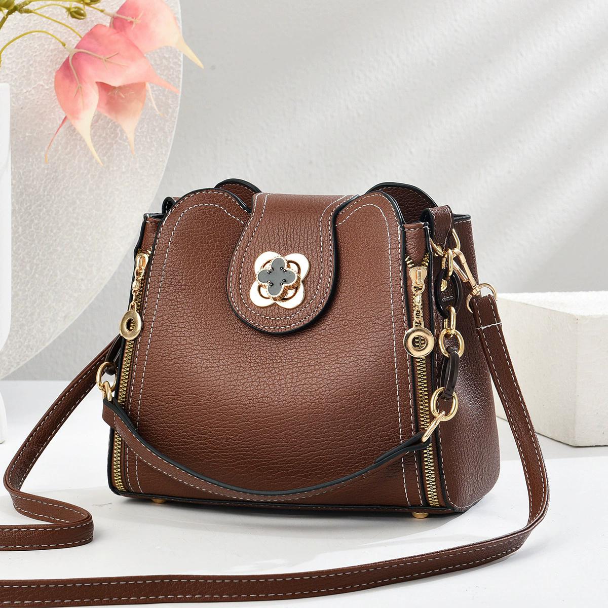

Women s Solid Color Shoulder Bag Fashion Buckle Decorated Versatile Daily Bag for Casual & Work Use коричневый