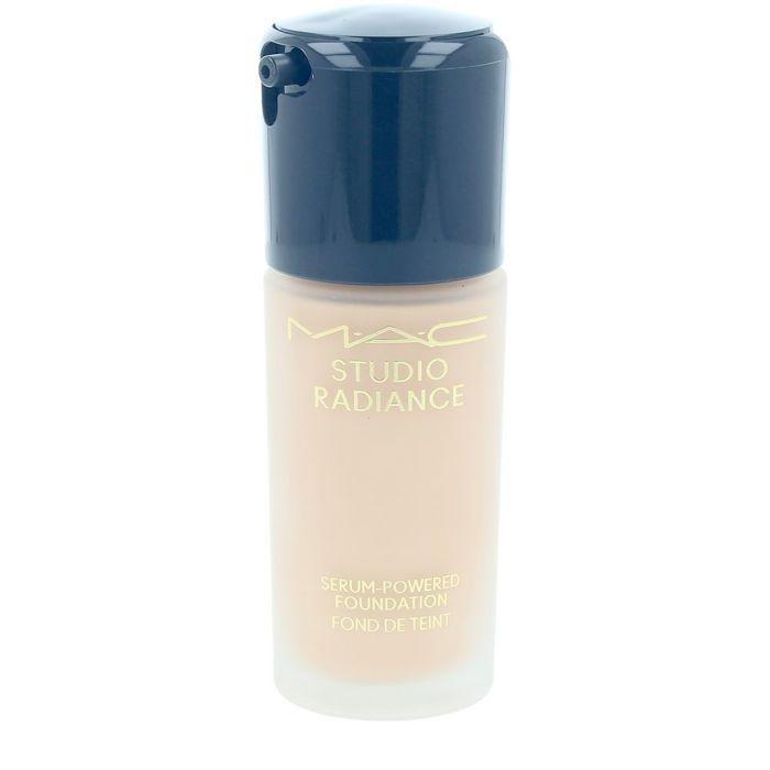 Fond De Teint Propulsé STUDIO RADIANCE SERUM #NC16 30 Ml