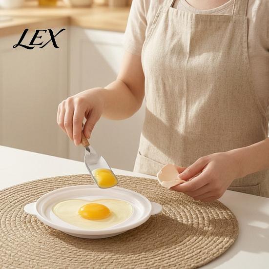 Easy Egg Poaching Tool Heart Shape Microwave Poacher with Lid & Handle, Heat-Resistant Food-Grade PP Clean Cooker for Tender Poached Eggs, Non-Stick
