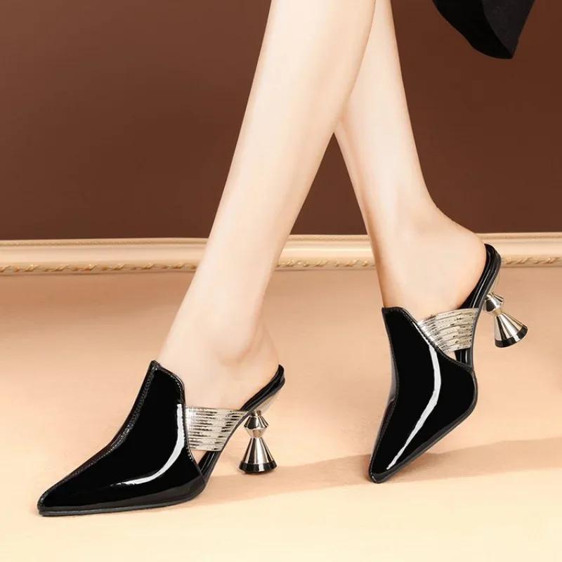 Hot Seller Sandals Wedding Party Strange Heel Mules Fashion Luxury Designer Rhinestone Slippers Quality Leather PU Plus Size 46