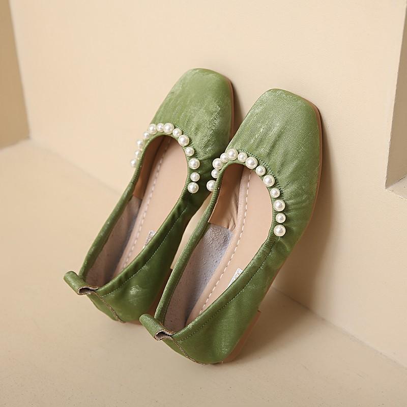 Fashion Women's Fashion Flat Shoes Autumn New Square Head Shallow Mouth Beaded Light Soft Sole Non-slip Single Shoes