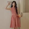Summer Retro Sleeveless Red Plaid Waist Pleated Age-reducing Temperament Vest Dress
