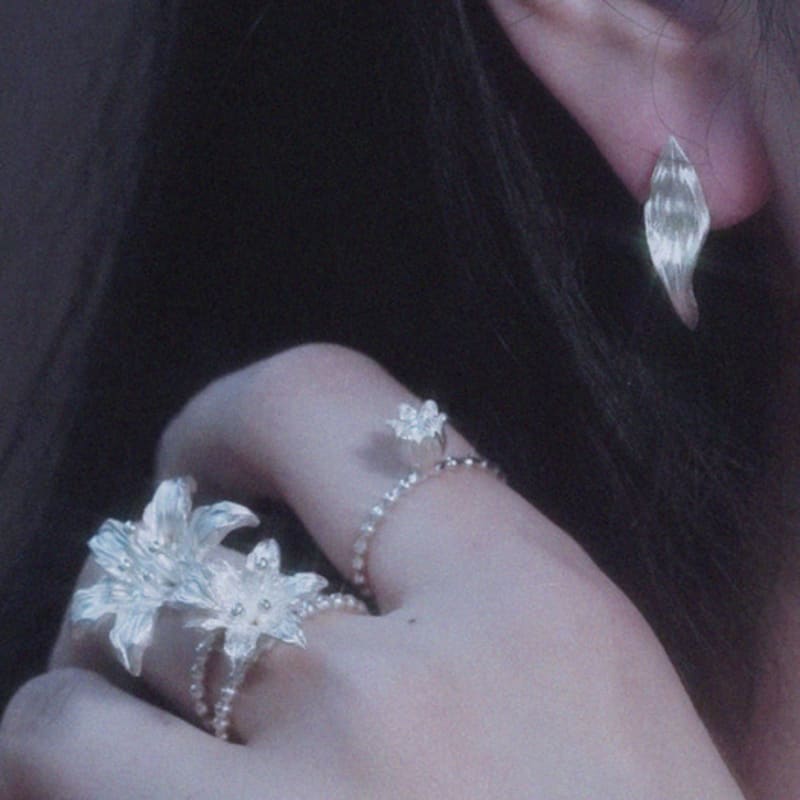 Tomorrowobject 23FW. Lily of the Valley. Ring 08