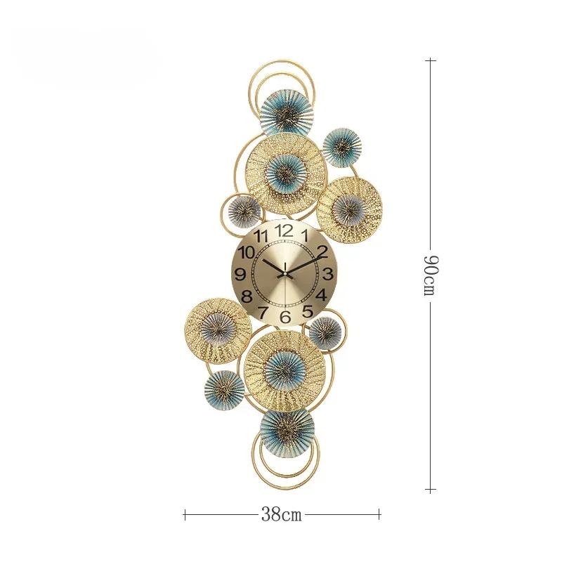 2025 New Luxury Fashion Living Room Decorative Clock Wall Clock Restaurant Creative Iron Atmosphere Silent Clock Wall Art X3O3G7