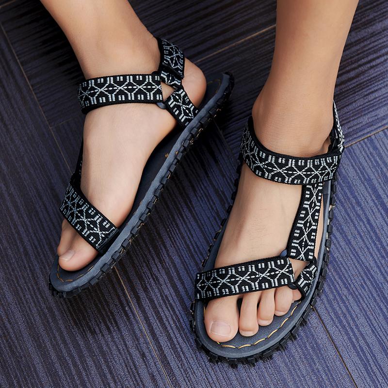 Letní pánské sandály Módní volnočasové plážové dovolenkové sandály pro muže Lehké boty Nové venkovní pohodlné ležérní sandály