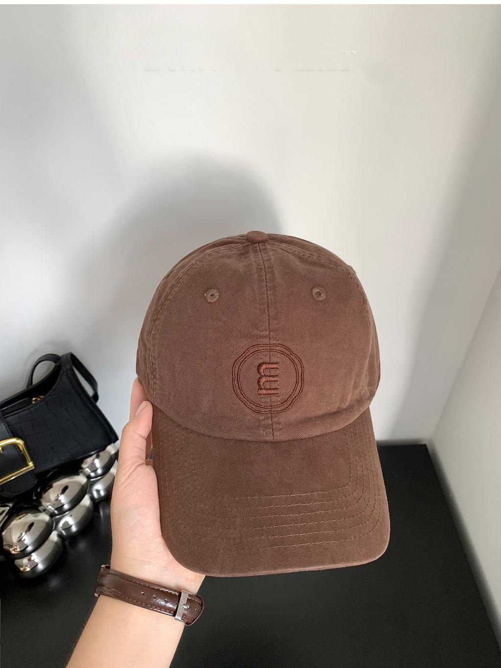 

Embroidered Letter M Panel Baseball Hat Breathable Cotton Street Looks Style коричневый