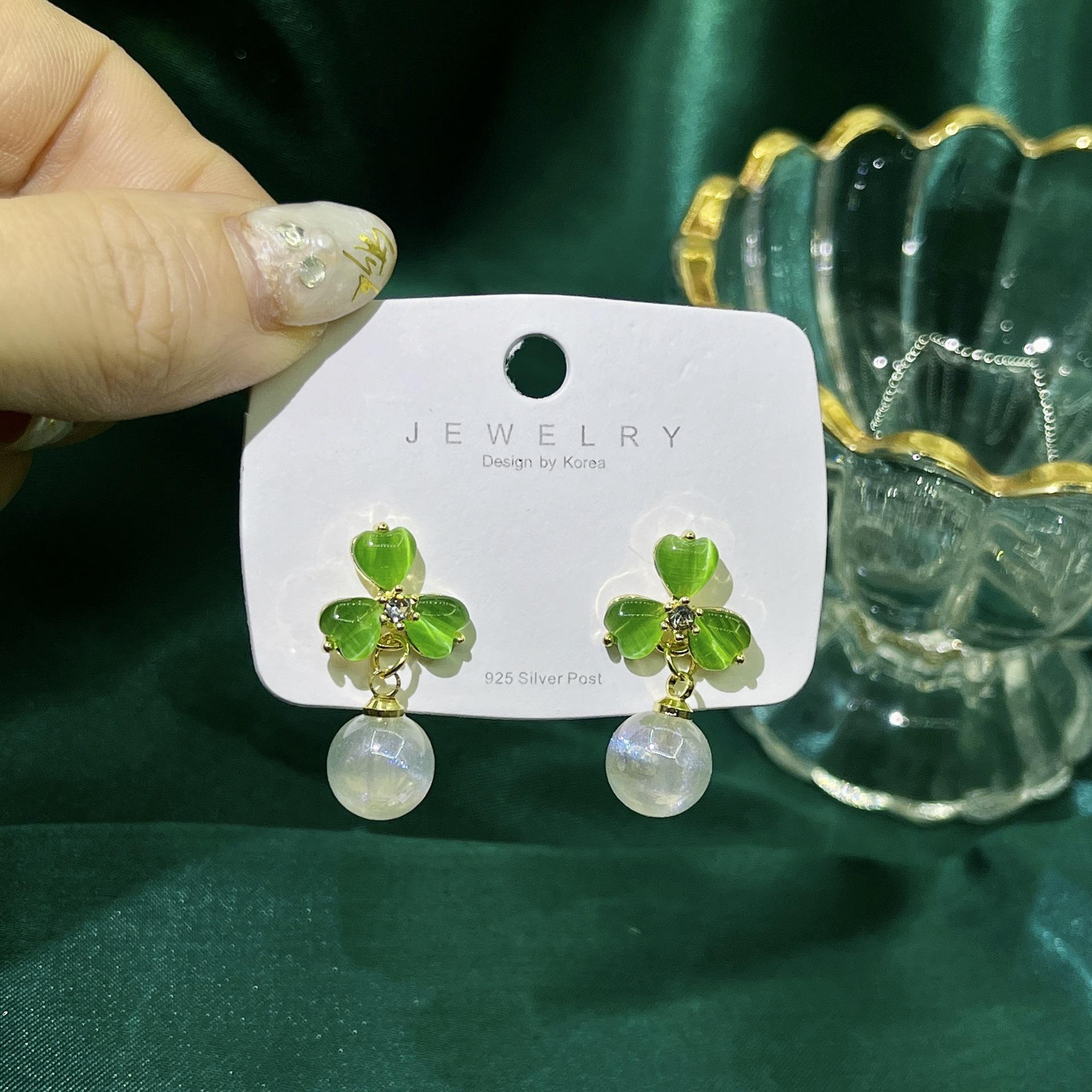 Luxury Pearl Bead Fireworks Ball Pendant Earrings Korean Fashion Crystal Zircon Gold Color Pearl Earrings Women s Jewelry Gifts