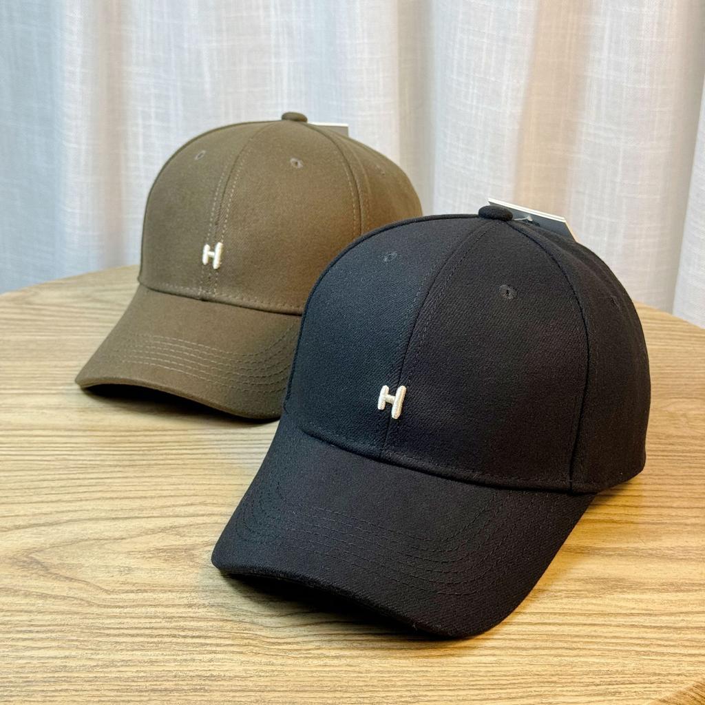 Woolen Embroidered H Letter Duck Cap for Women Autumn and Winter Versatile Youth Casual Baseball Cap for Couples