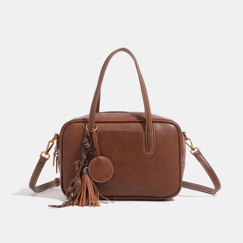 Vintage bowling tote bag women's 2025 autumn new large-capacity portable shoulder bag commuter messenger bag