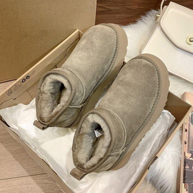 [Yushilai] Real fur integrated thick-soled non-slip snow boots women's 2025 winter velvet thickened warm short boots