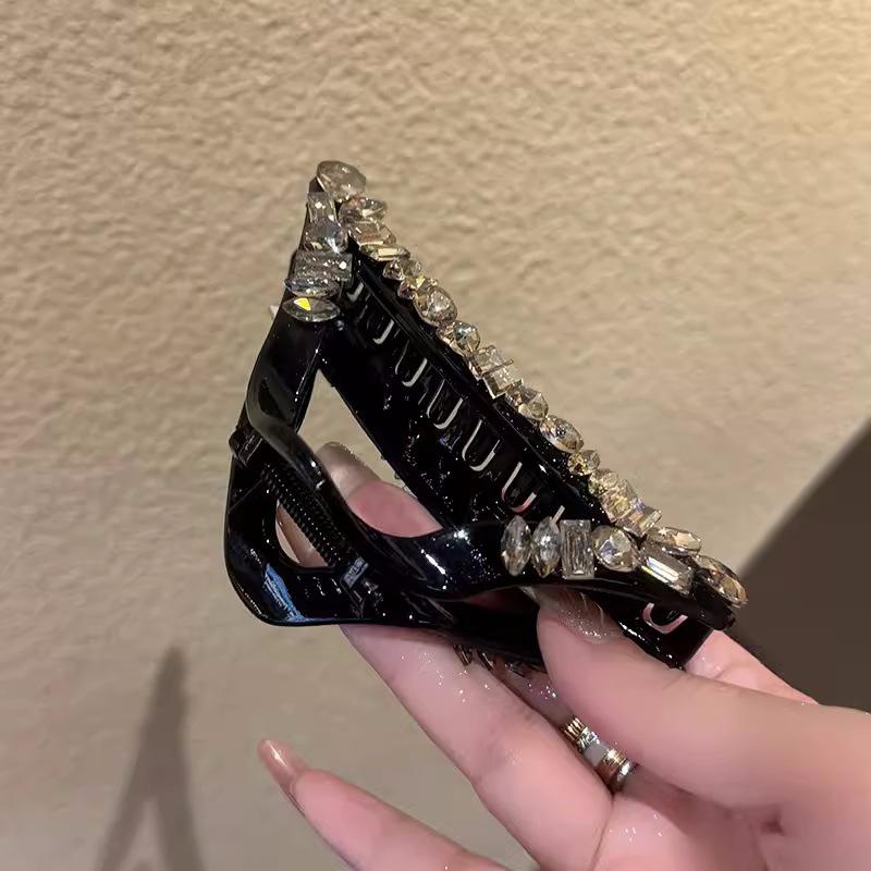 Exquisite Rhinestone Hair Claw: Elegant Korean-Style Clip for Women