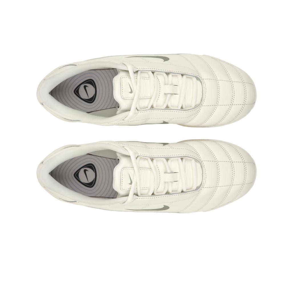 Nike Total 90 Shox Magia