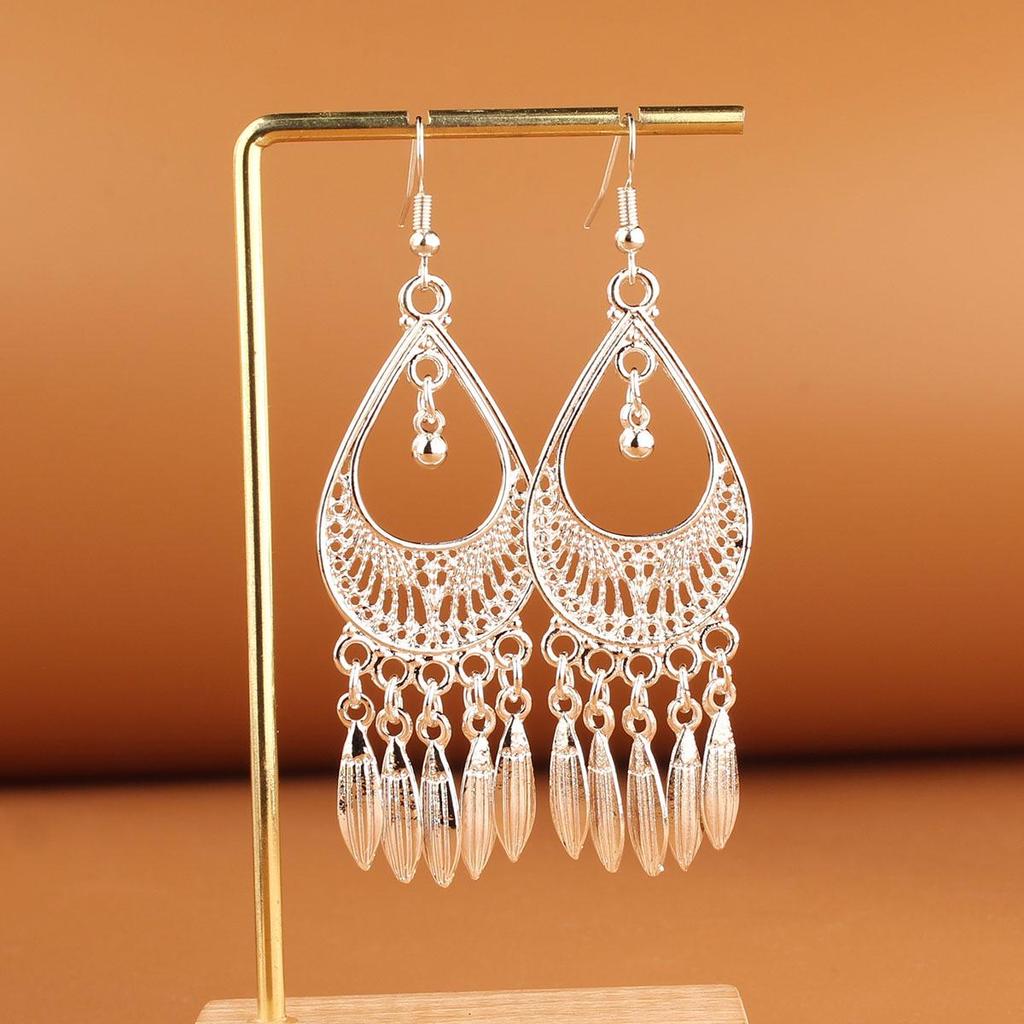 Retro Miao Silver Tassel Earrings: Ethnic Yunnan Long Dangle Women's Jewelry