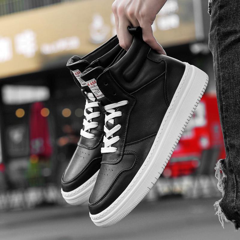 Vysoce kvalitní kotníkové boty s vysokým svrškem Nový trend Pánská vycházková obuv Protiskluzová šněrovací kožená obuv Luxusní značka Pánské teplé turistické boty