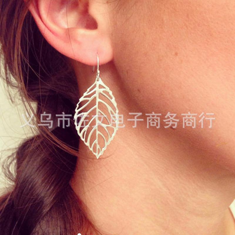 Summer New Earrings, Hot-selling Earrings, Simple, Mori Style, Popular Leaf Leaf Earrings
