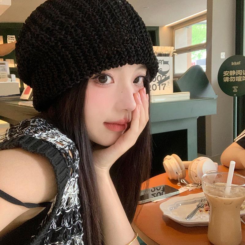 Black Knitted Wool Pile Hat for Women Niche Versatile Big Head Cold Hat Showing Face Small Ins Thin Hat