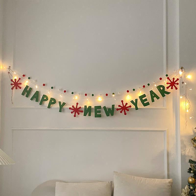 Christmas Felt Garland: Tree, Flower & Flag Decorations Set