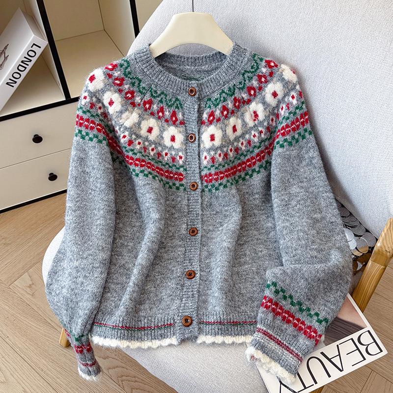 Women's Fair Isle Floral Jacquard Sweater - Soft, Fluffy Knitwear Cardigan Pullover for 2026 Autumn/Winter Collection.