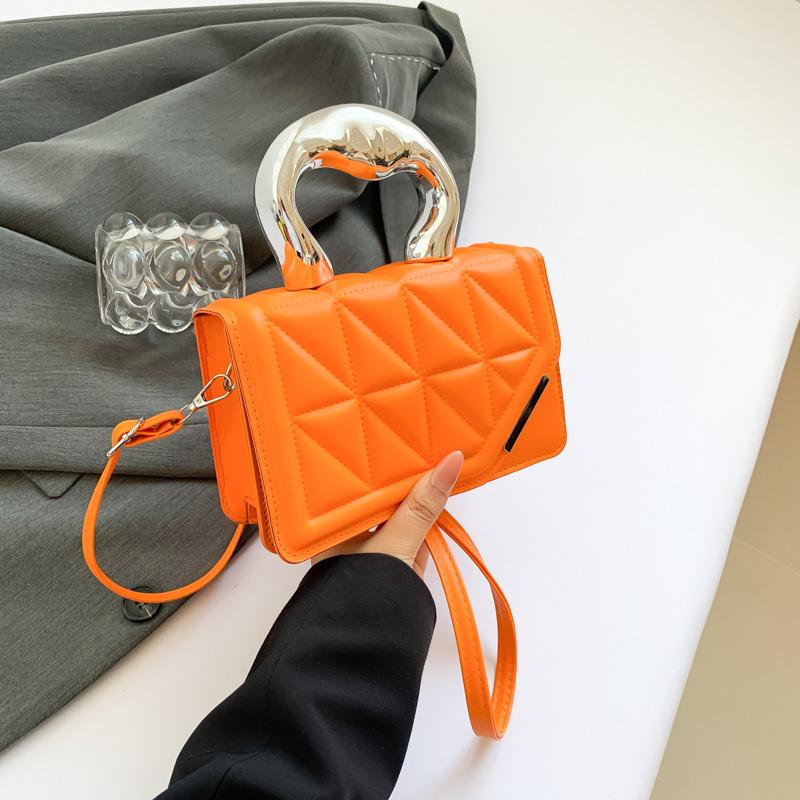 

Simple small bag women s 2024 summer new trend fashion portable shoulder messenger bag simple casual small square bag помаранчевий