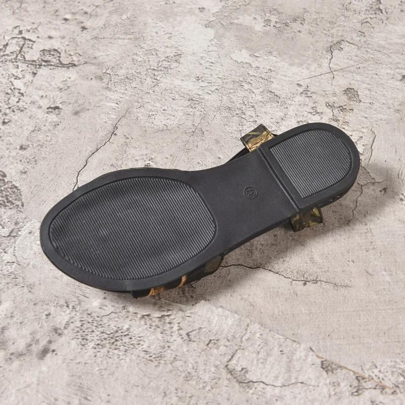 Fashion Fashion New Metal Decoration Women Sandals 2025 Summer Snake Print Gladiator Shoes Woman Comfort Casual Med Heels Sandals Woman