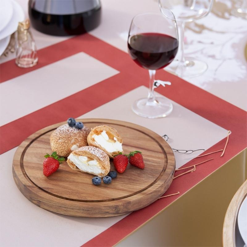 Height 30cm Kitchen Display Stand Sturdy Wooden Platform For Entertaining