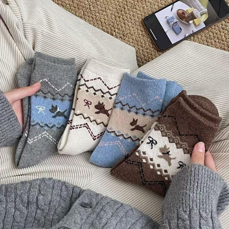 Female Autumn and Winter Thickened Warm Retro Cute Bow Cartoon Dog Wool In Tube Socks