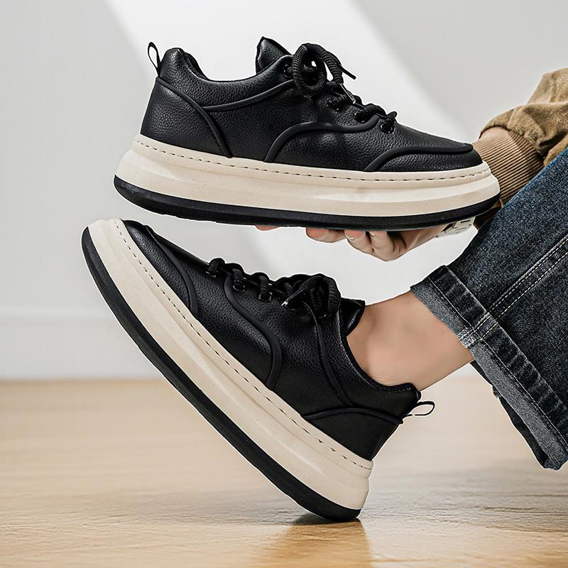 2026 New Thick Soled Niche Low Top Casual Sports Trend Fashionable Casual Classic Board Shoes Men's Trendy Shoes
