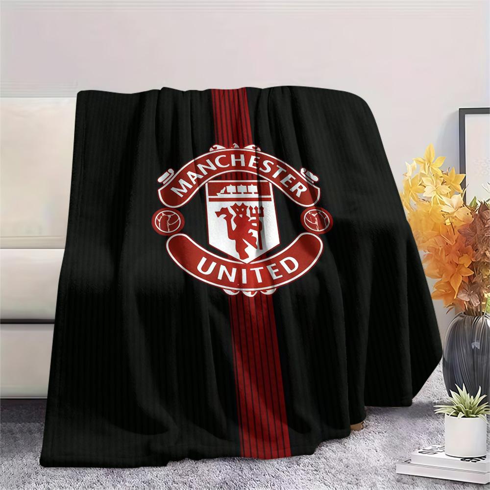 Man Utd Print FlAannel Blanket, High Quality Comfortable for All Seasons, Home Decor, Warmth and Comfort