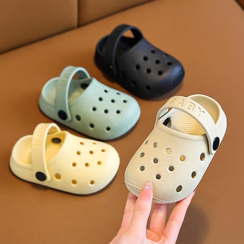 Fashion Girl Boy Summer Slippers EVA Beach Sandals Garden Shoes Soft Kids Outdoor Slippers Flip Shoes