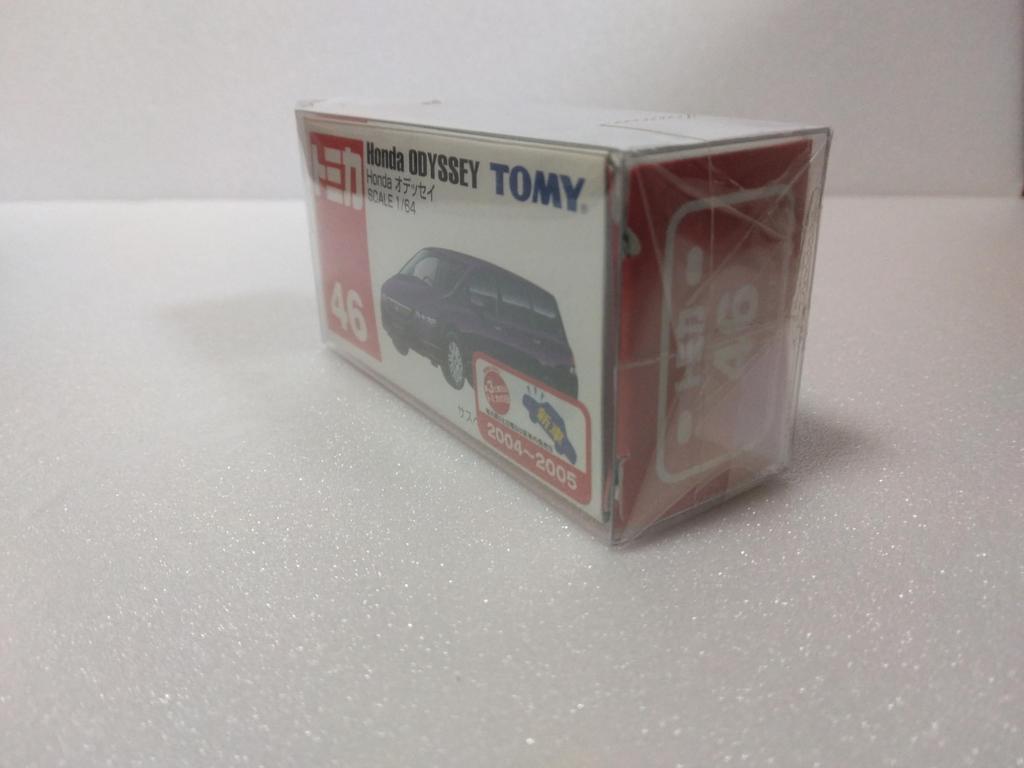 Tomica 1/64 scale Honda Odyssey diecast model car, purple, 2004-2005.