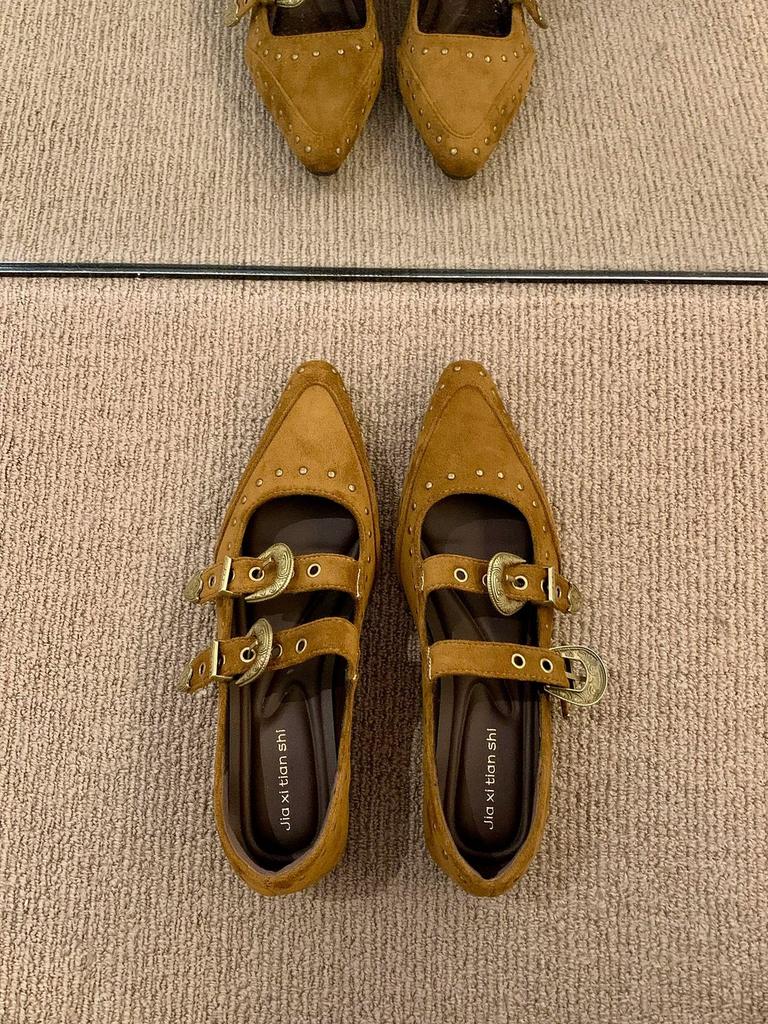 European and American Retro Pointed Flat Bottom Inner Height Increase Soft Leather Mary Jane Shoes Women's Brown Rivets One Word with Shallow Mouth