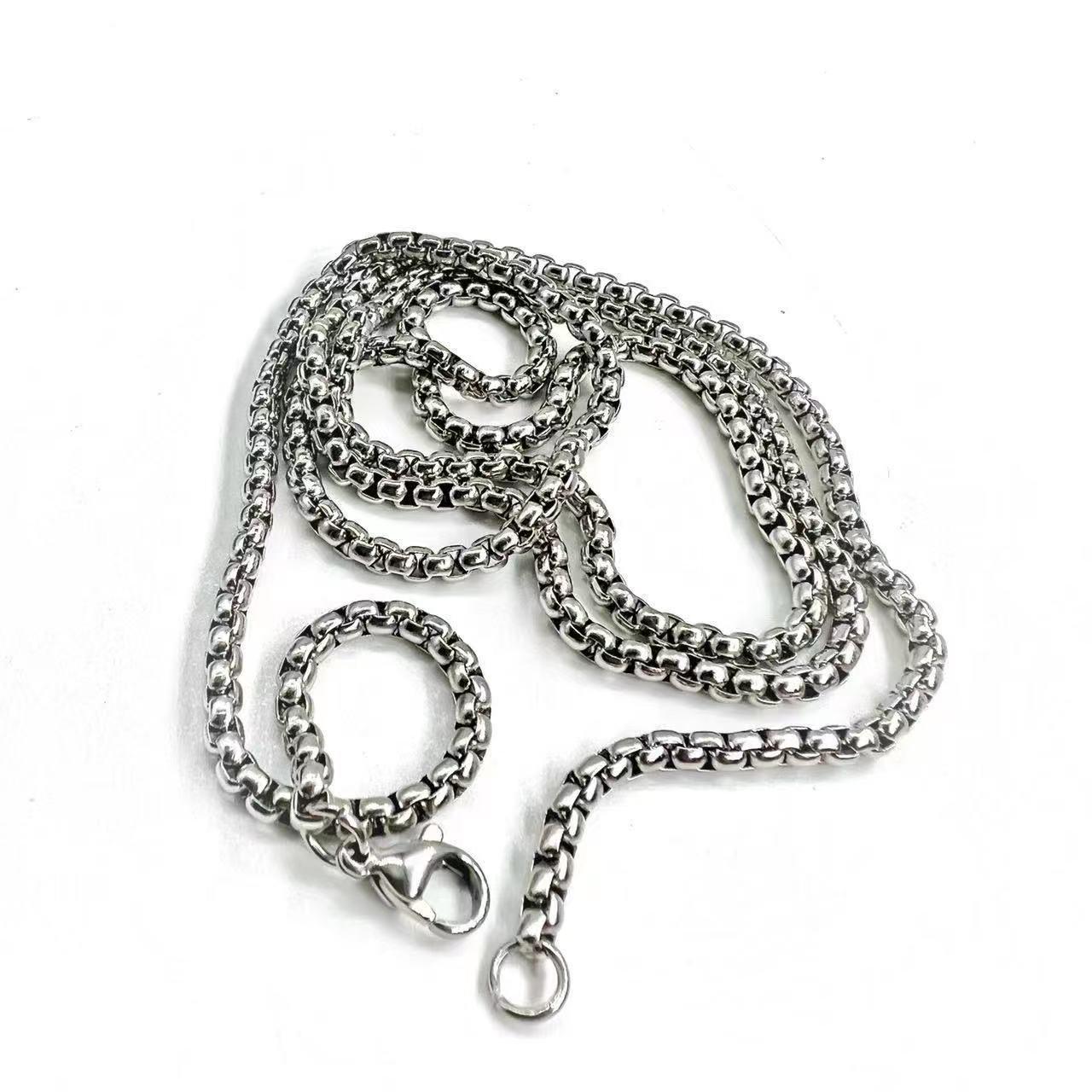 Unisex Vietnamese Sand Gold Chain Necklace – Classic, Versatile Electroplated Gold Pendant Jewelry