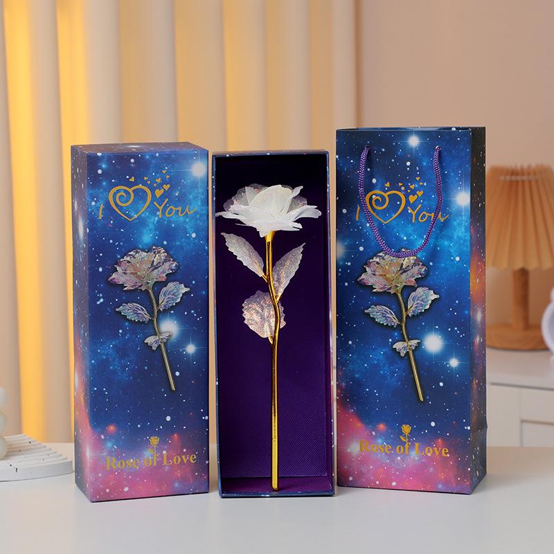 Φωτεινή Ανθοδέσμη με Τριαντάφυλλα από Φύλλο Χρυσού 24Κ: Διατηρημένα Τεχνητά Λουλούδια για την Ημέρα του Αγίου Βαλεντίνου, την Ημέρα της Μητέρας και τα Γενέθλια