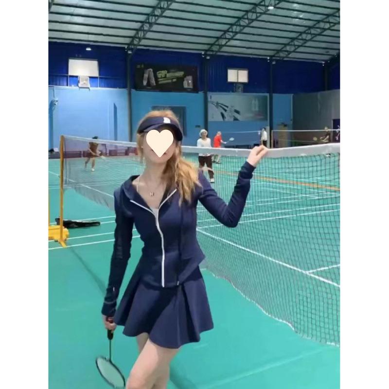 

Pure desire sports style hooded cardigan jacket pleated short skirt casual suit women s early spring new age fashion two-piece set xl 57.5-65kg