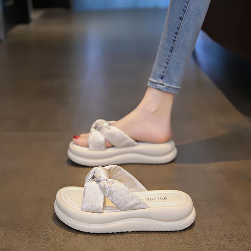 Papuci de damă, sandale pentru femei, 2025, noutate populară de vară, stil nou de zână, fund gros, plajă, modă, drag cu un singur cuvânt